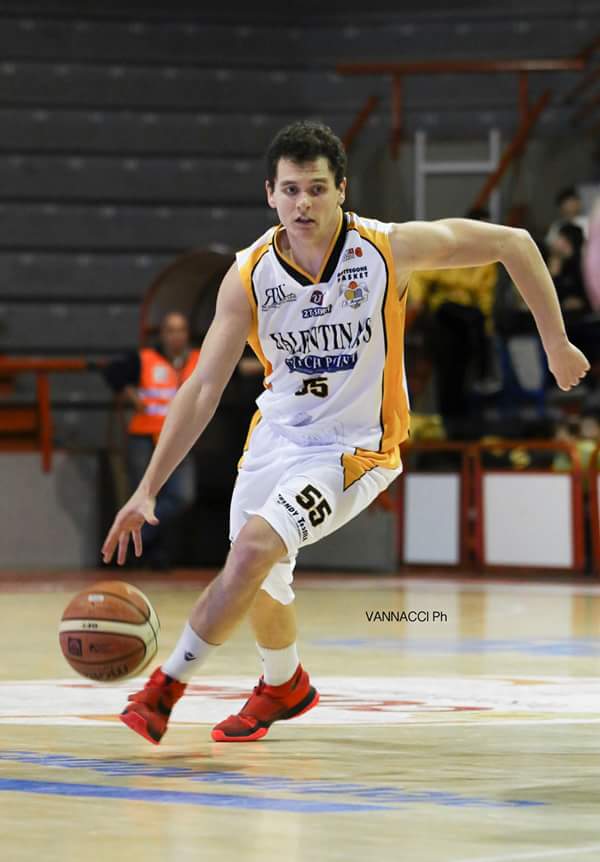 Stefano Cernivani è un giocatore del Porto Sant’Elpidio Basket