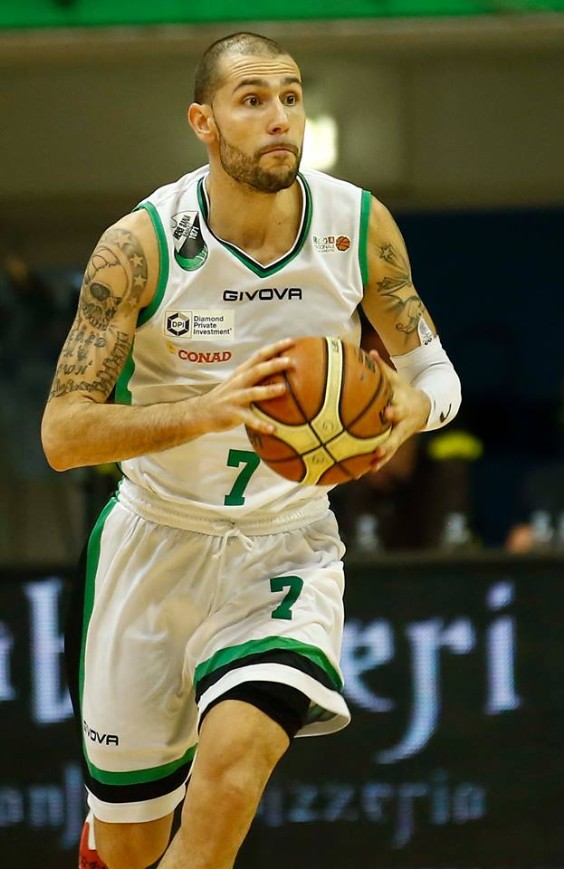 Il Porto Sant'Elpidio Basket firma Stefano Borsato
