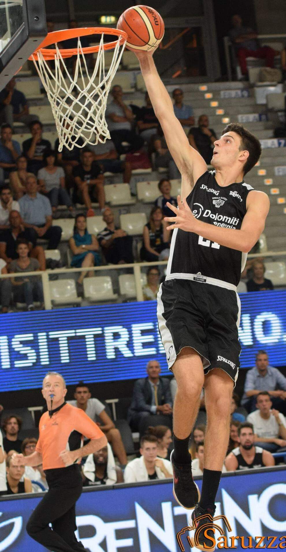 Il Porto Sant'Elpidio Basket firma Simone Doneda