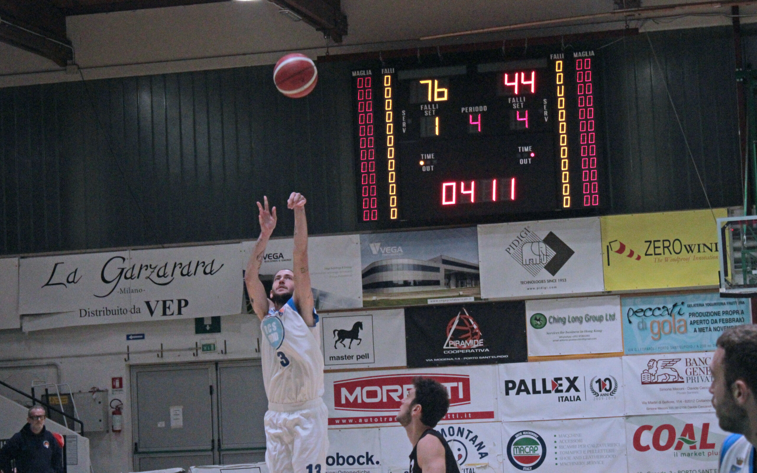 PSE Basket - Basket Giovane Pesaro 84-54: buona la prima di Coach Domizioli!